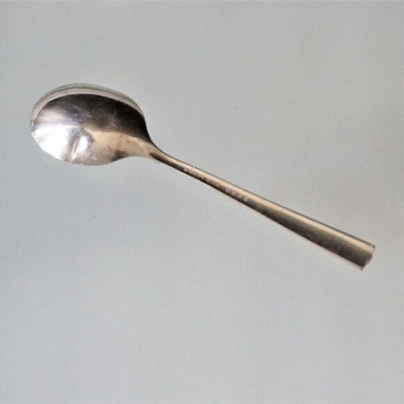 Vintage Round Bullion Spoon Oneida Nobility Plate 1937 Caprice Pattern - Picture 9 of 9
